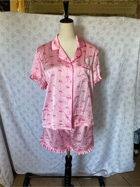 Tahari Pink Satin Short Pajama Set with Bow Print